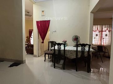 Rumah 6 Kamar Tidur Langsung Tinggal Di Tengah Kota Makassar