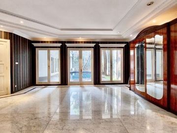 DIJUAL RUMAH MEGAH dan ELITE, at Jl SEKOLAH KENCANA, PONDOK INDAH