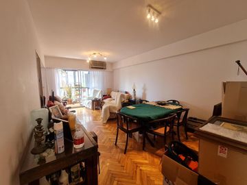 Departamento 4 ambientes c/cochera y baulera - Belgrano Chico