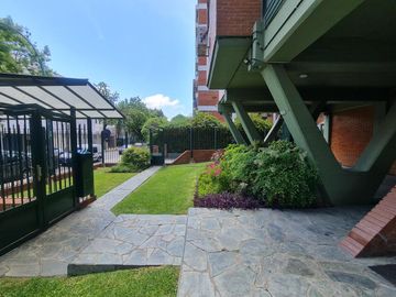 Departamento 4 ambientes c/cochera y baulera - Belgrano Chico