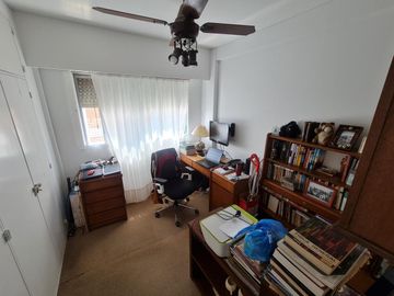 Departamento 4 ambientes c/cochera y baulera - Belgrano Chico