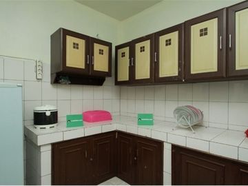 Dijual cepat Rumah Kost 12 kamar 3 lantai strategis Dago Bandung