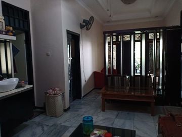 Rumah 2 Lantai Babatan Pratama *DN