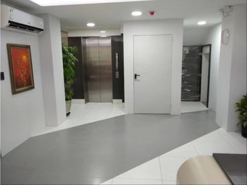 Kennedy Norte oficina de venta 294 m2 a estrenar.