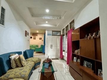 Rumah Cantik Harga Menarik Ada Furnish Di Bintaro Jaya Sektor 9
