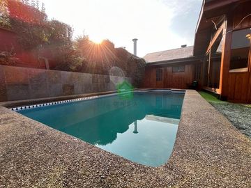 Casa en venta de 4 dorm. 3 baños en Osorno