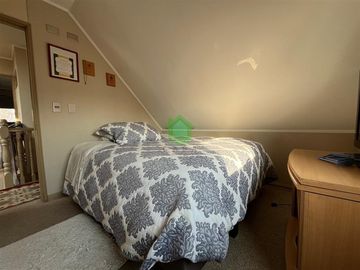 Casa en venta de 4 dorm. 3 baños en Osorno