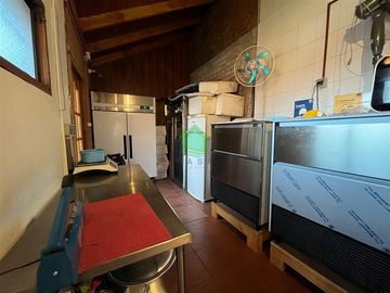 Casa en venta de 4 dorm. 3 baños en Osorno