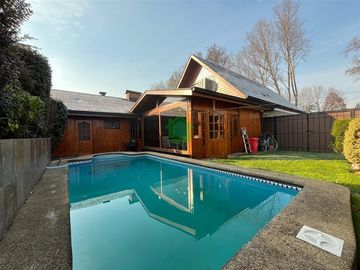 Casa en venta de 4 dorm. 3 baños en Osorno