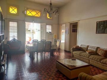 Rumah Heritage Jl Banda Sayap Riau dkt Gasibu Bandung