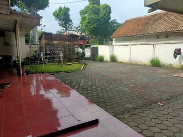 Rumah Heritage Jl Banda Sayap Riau dkt Gasibu Bandung