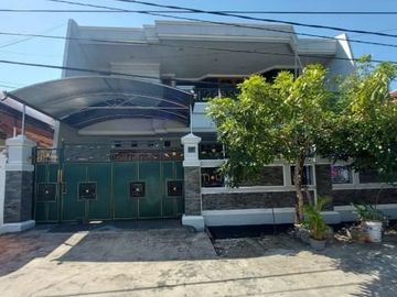 Dijual Rumah Strategis 2 Lantai di Jl. Nginden Intan Barat, Surabaya