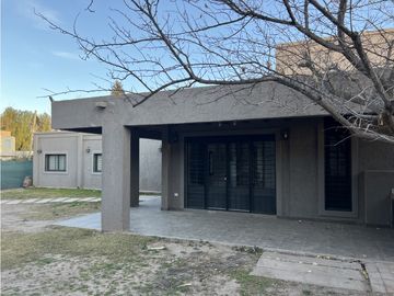 Barrio San Francisco, Elpidio Gonzalez y Estrada, Guaymallen, Mendoza.