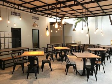 *Jual/Sewa Rumah Usaha Jl. KAPUAS Ex Kantor di Pusat Kota Surabaya*