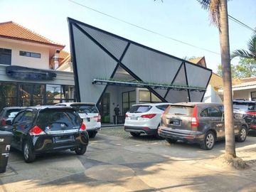 *Jual/Sewa Rumah Usaha Jl. KAPUAS Ex Kantor di Pusat Kota Surabaya*