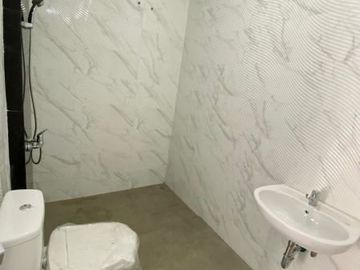 DIJUAL Rumah 2 Lantai Baru Gress, Modern Minimalis, Luas dan Siap Huni *MH