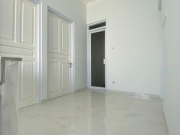DIJUAL Rumah 2 Lantai Baru Gress, Modern Minimalis, Luas dan Siap Huni *MH
