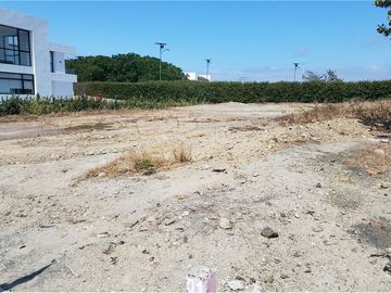 Terreno de venta en Montecristi zona  Sur