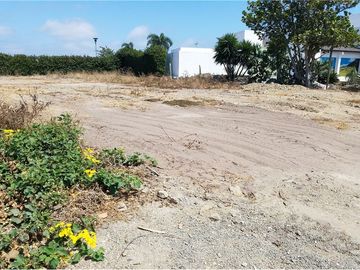 Terreno de venta en Montecristi zona  Sur