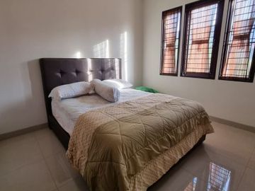 DIJUAL CEPAT RUMAH FULL FURNISH RAPIH SIAP HUNI DI THE MOZIA BSD