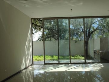 Casa en Venta en La Joya Privada Magnolia