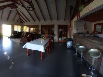 Preciosa casa en parcela de 4d/4b + Quincho en Carampangue