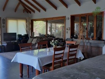 Preciosa casa en parcela de 4d/4b + Quincho en Carampangue