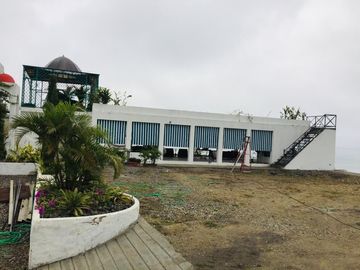 SE VENDE HOTEL DE PRIMERA EN MANGLARALTO - MONTAÑITA (DE OPORTUNIDAD)