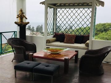 SE VENDE HOTEL DE PRIMERA EN MANGLARALTO - MONTAÑITA (DE OPORTUNIDAD)