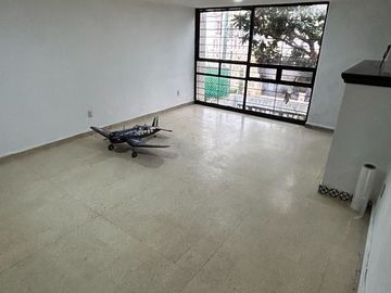 CASA EN VENTA EN MILITAR MARTE, IZTACALCO.