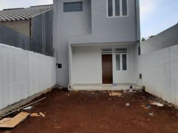 Rumah 2 Lantai di Jatiasih Bekasi Carport 2 Mobil Akses dekat Toll