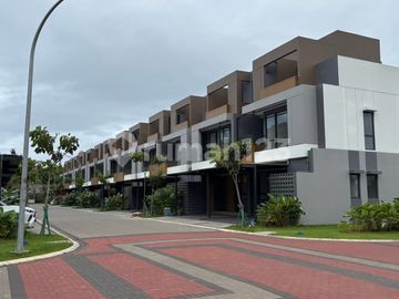 Dijual Rumah Hoek Siap Huni Terravia Adora Luxe Gading Serpong