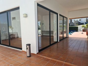 Hermosa Casa en Punta Esmeralda, Planta Baja, 3 Recamaras, Alberca..
