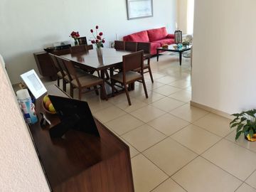 Hermosa Casa en Punta Esmeralda, Planta Baja, 3 Recamaras, Alberca..
