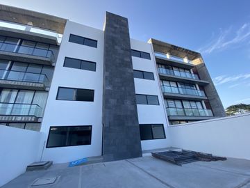 Venta de Departamento Nuevo Sin Muebles de 2 Recámaras y 2 Baños Completos - Jardines de Virginia.
