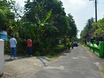 350 Meter Jalan Raya Godean Sleman, Tanah Pekarangan Luas 123 m2