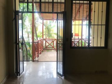 Renta de Bonita Casa en fraccionamiento Costa Azul