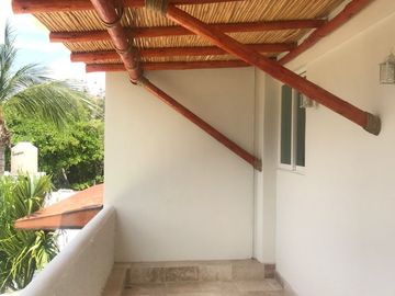 Renta de Bonita Casa en fraccionamiento Costa Azul