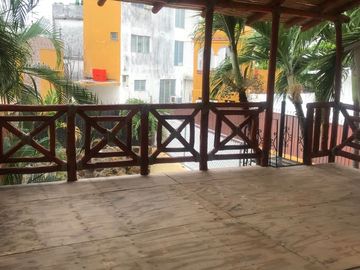 Renta de Bonita Casa en fraccionamiento Costa Azul