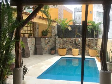 Renta de Bonita Casa en fraccionamiento Costa Azul