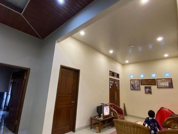 BU CEPAT dijual villa MEWAH 2 muka di lembang bandung