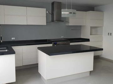 CASA EN VENTA EN LA PALOMA AL NORTE