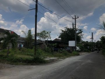 Rumah etnik mewah di jln Palagan KM 7,5
