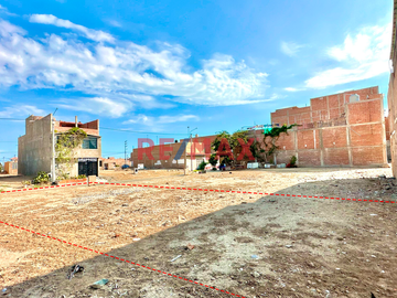 Venta De Terreno En Urb 7 De Agosto