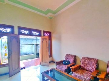 Rumah Luas 104 di ikan Kemirahan Blimbing kota Malang