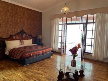 HERMOSA RESIDENCIA CON ALBERCA