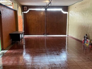HERMOSA RESIDENCIA CON ALBERCA