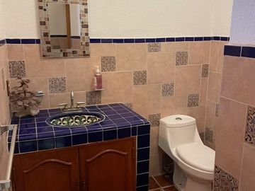 HERMOSA RESIDENCIA CON ALBERCA