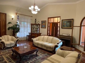 HERMOSA RESIDENCIA CON ALBERCA