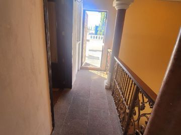 CASA EN VENTA EN PUERTA DE HIERRO